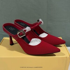 Red Pointed Mules by Cosy Island